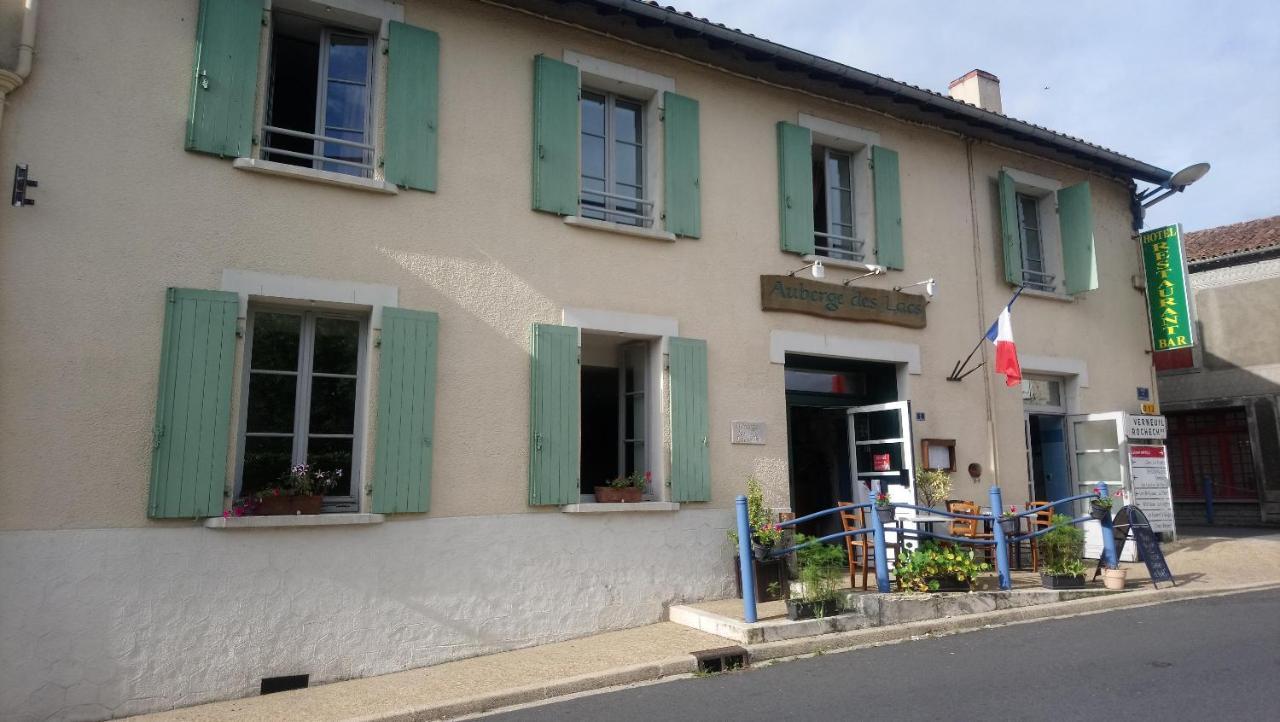 Auberge Des Lacs Massignac Εξωτερικό φωτογραφία